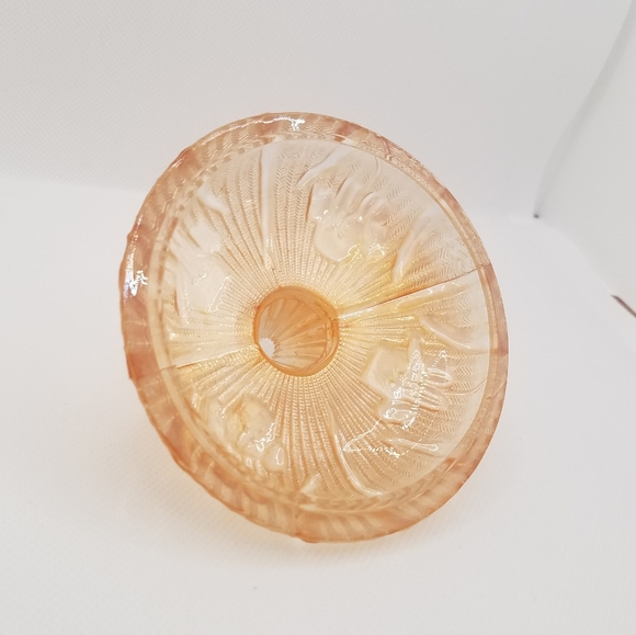 Jeannette Iris and Herringbone Vintage Iridescent Sugar bowl with lid - Picture 2 of 11